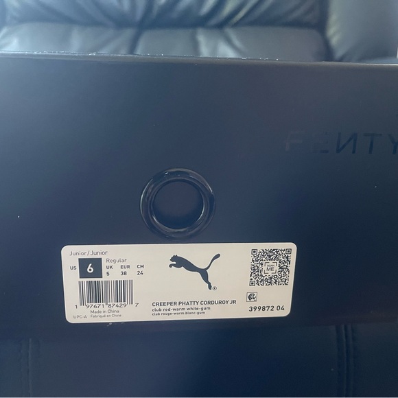 Red Fenty Puma - Picture 4 of 4